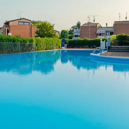 Apartment Garden - Italian Homing *