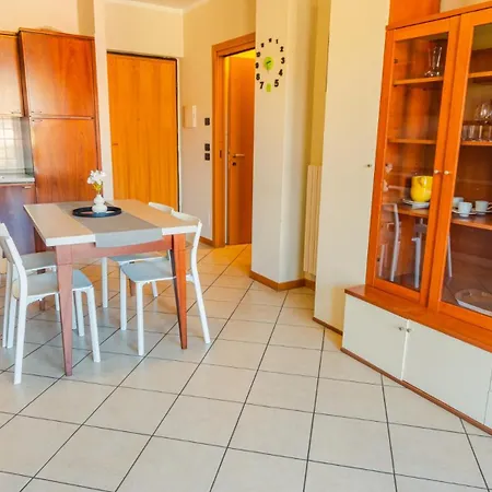 Garden - Italian Homing Apartment *